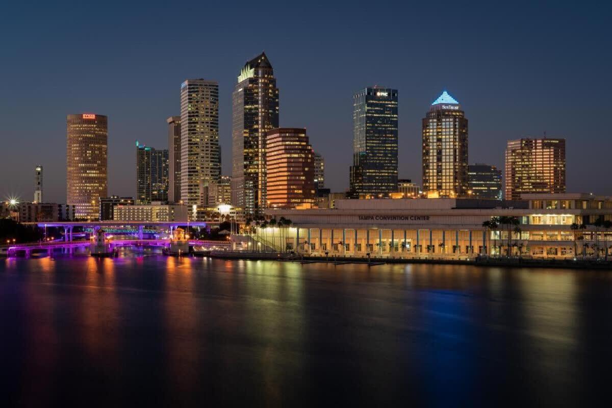 Willa 4Bd 2 Mi To Usf Free Pool + 24 Hour Gym Tampa Zewnętrze zdjęcie