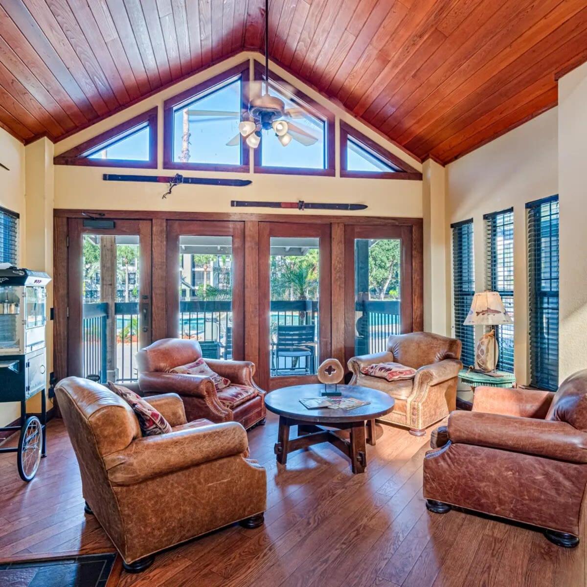 Willa 4Bd 2 Mi To Usf Free Pool + 24 Hour Gym Tampa Zewnętrze zdjęcie